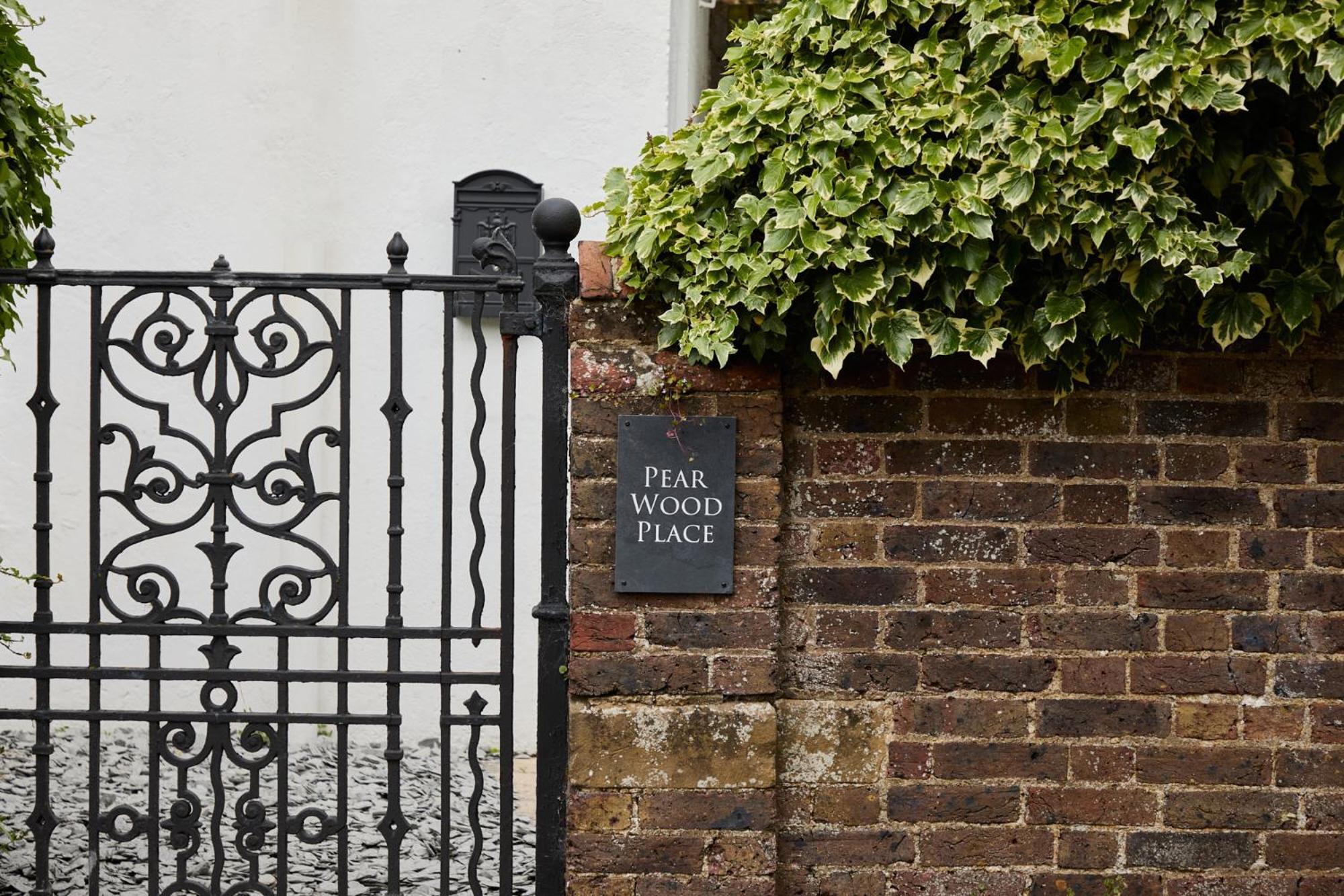 Pear Wood Place Midhurst